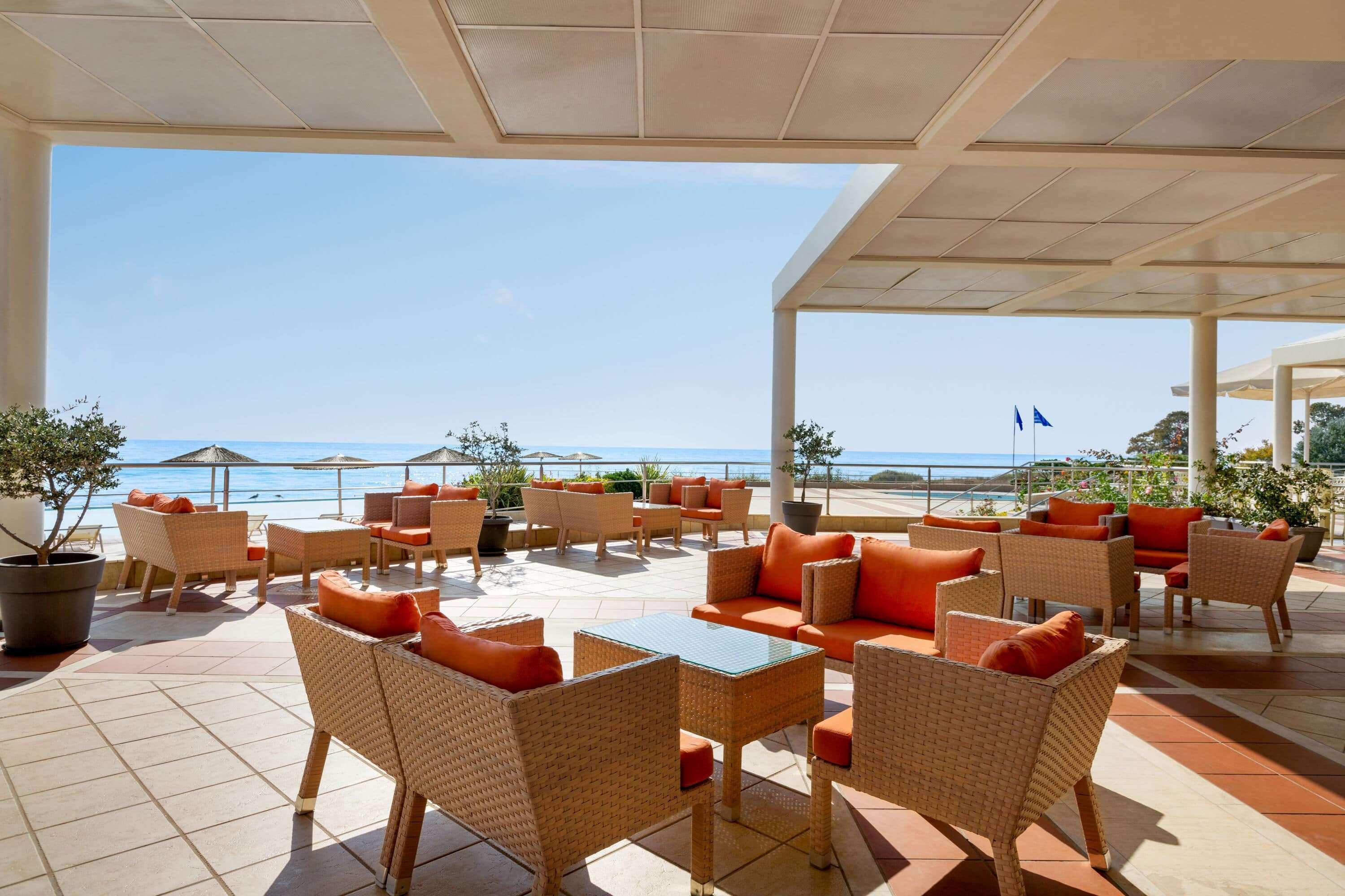 Ramada Plaza By Wyndham Thraki Alexandrópolis Exterior foto The Terrace